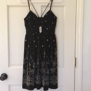 Cache formal dress